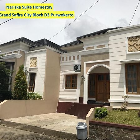 Nariska Suite Homestay Purwokerto Esterno foto
