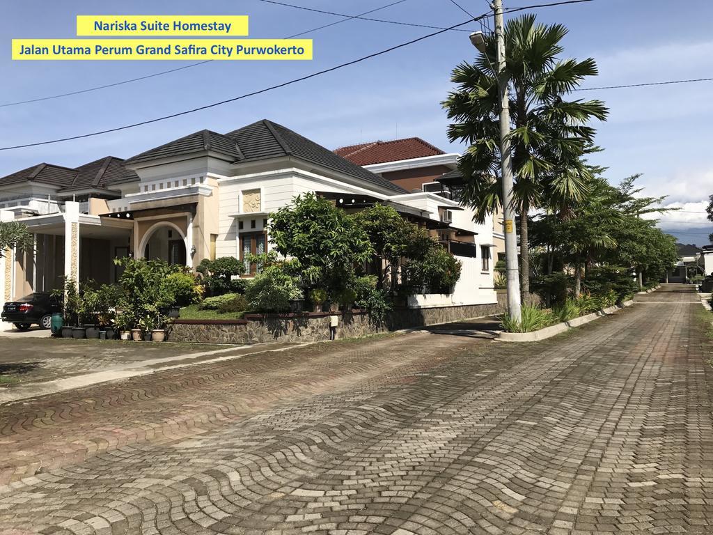 Nariska Suite Homestay Purwokerto Esterno foto